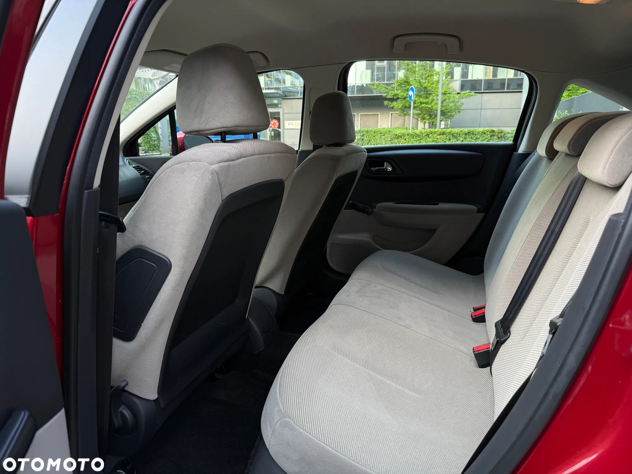 Citroën C4 1.4 16V SX - 14
