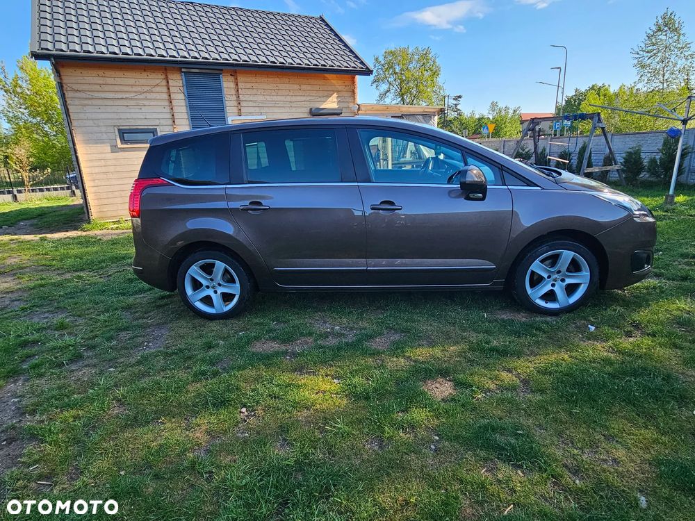 Peugeot 5008 120 VTi Premium - 13