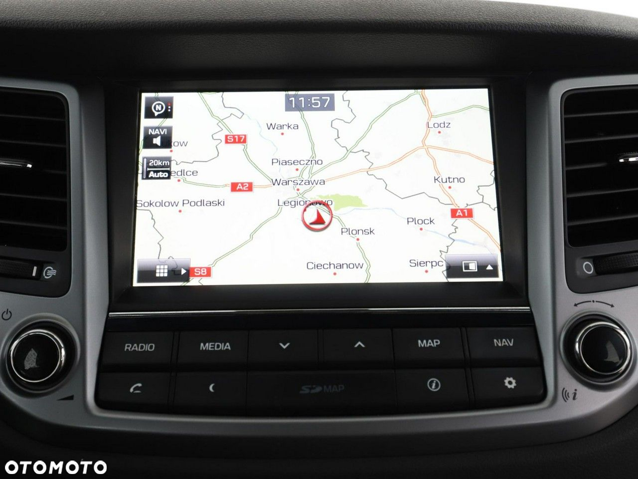 Hyundai Tucson 1.6 GDi 2WD Trend - 24