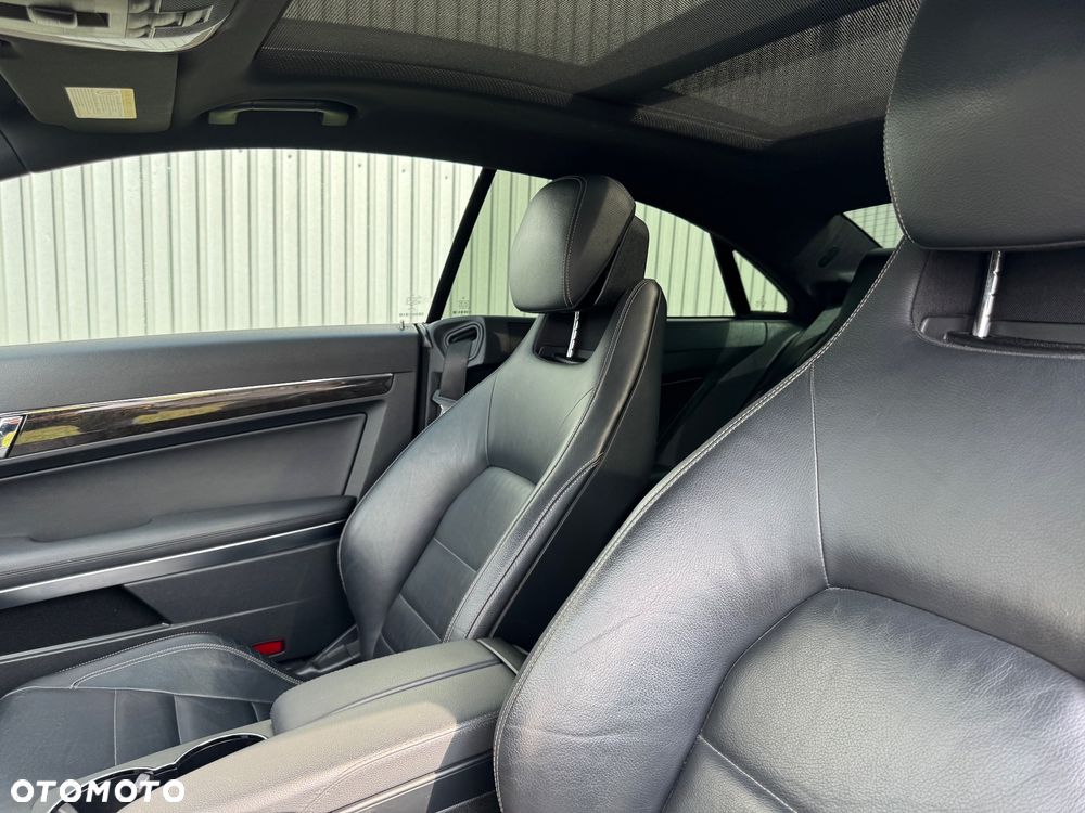 Mercedes-Benz Klasa E - 16