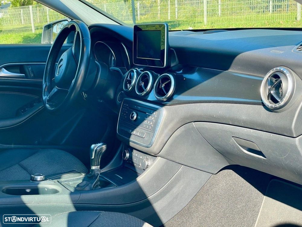 Mercedes-Benz CLA 180 d Shooting Brake - 7