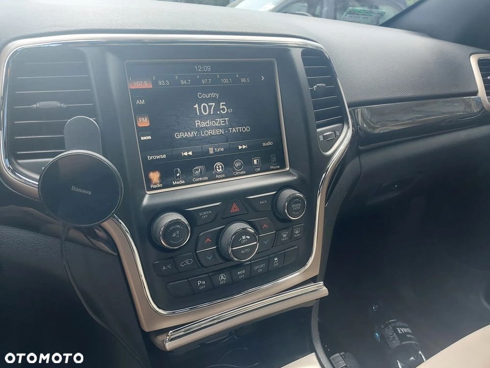 Jeep Grand Cherokee - 10