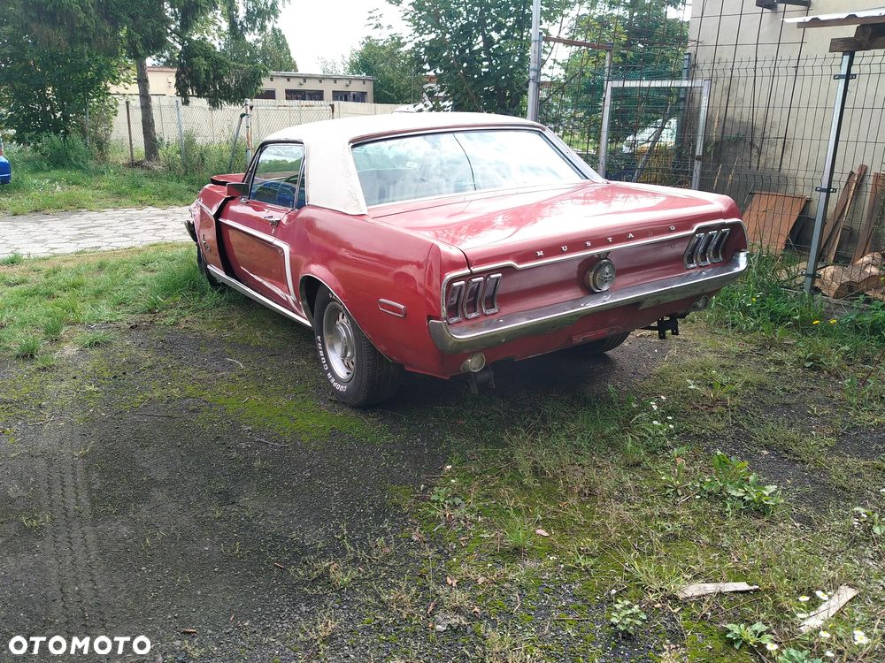 Ford Mustang - 3