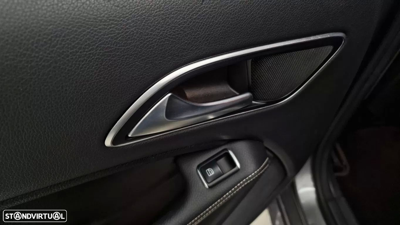 Mercedes-Benz CLA 180 d Shooting Brake AMG Line - 39