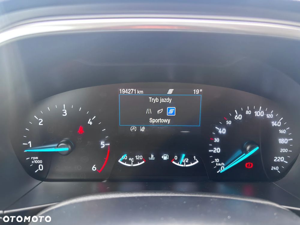 Ford Focus 2.0 TDCi DPF Start-Stopp-System Business - 24
