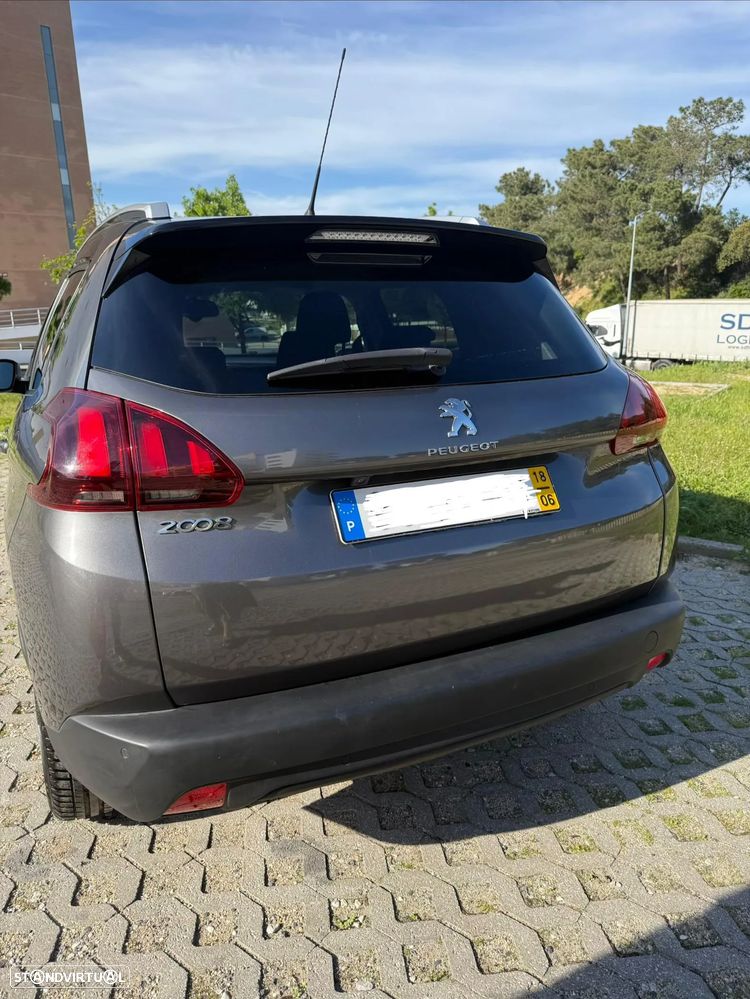 Peugeot 2008 1.2 PureTech Style - 7