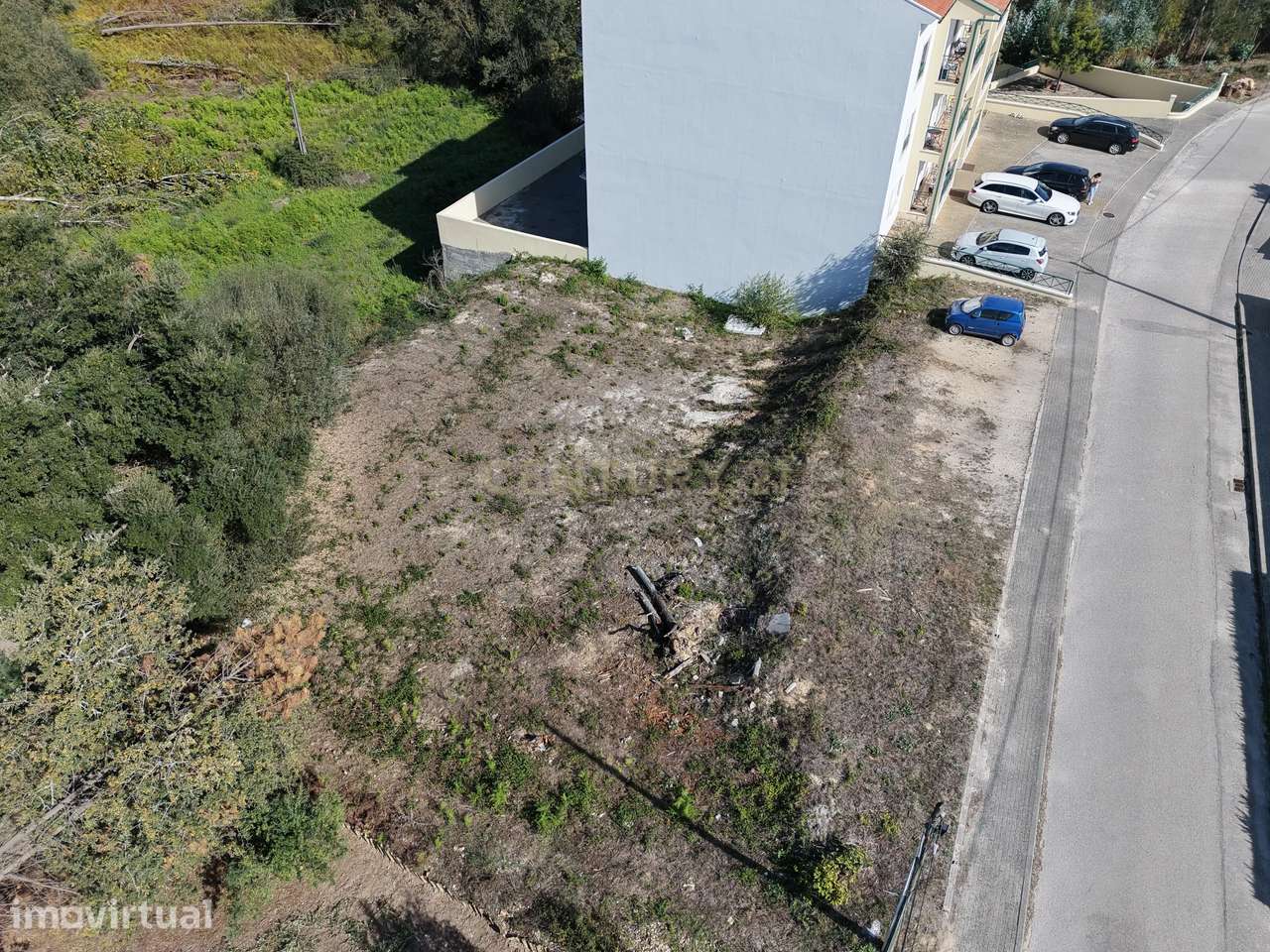 Terreno para construção, na zona centro de Albergaria dos Doze