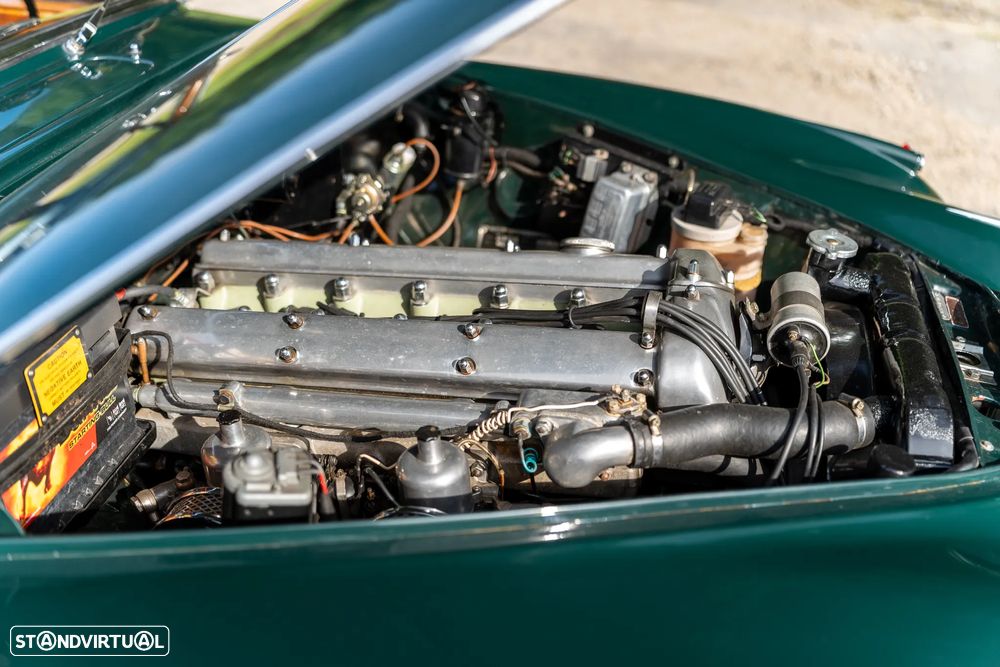 Jaguar MK II - 26