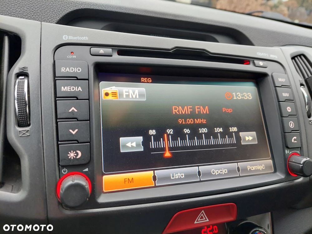Kia Sportage 2.0 CRDI 4WD Automatik Fifa World Cup Edition - 23