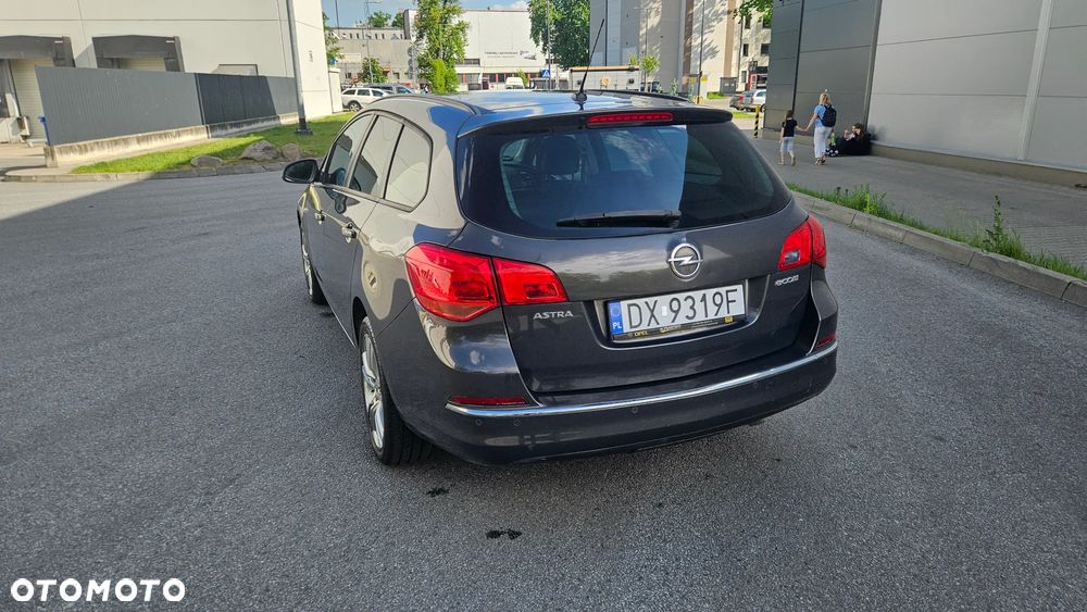 Opel Astra 1.4 Turbo 150 Jahre - 20