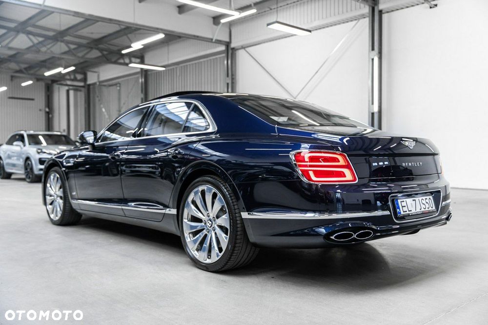Bentley Flying Spur - 11