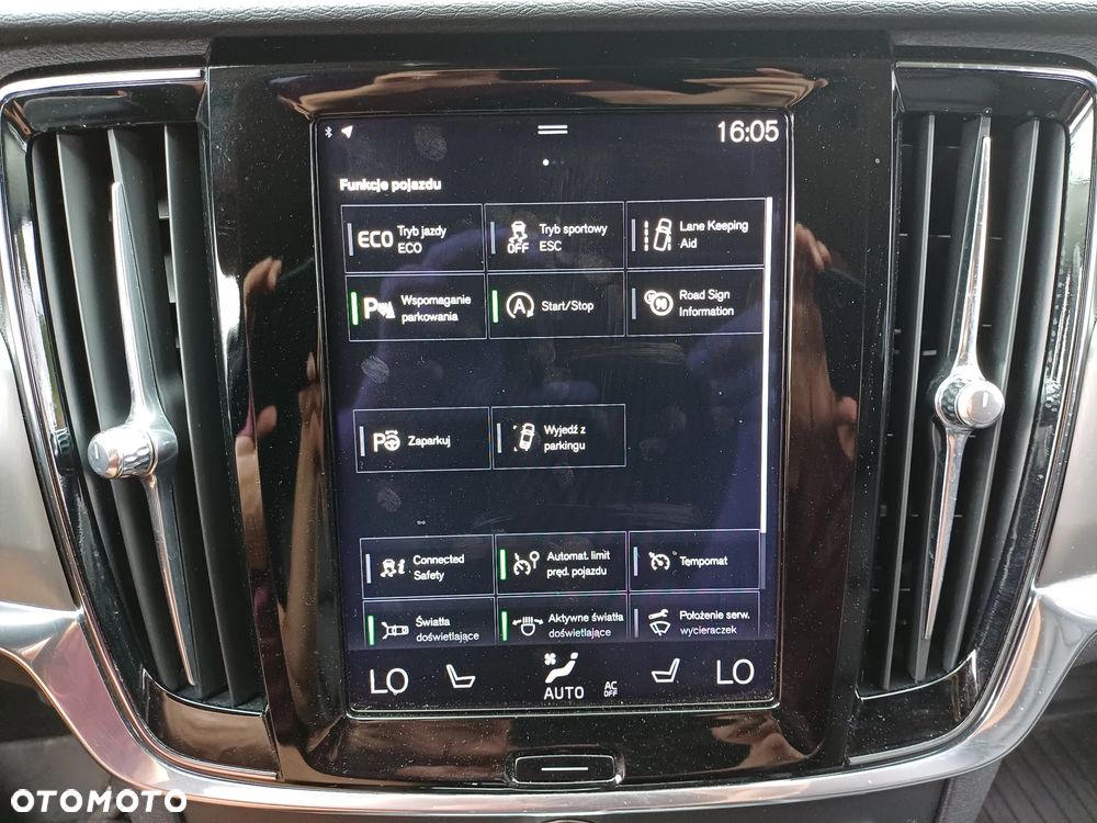 Volvo V90 D5 AWD Geartronic Momentum - 30