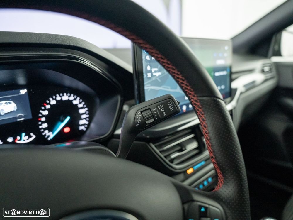 Ford Focus - 24
