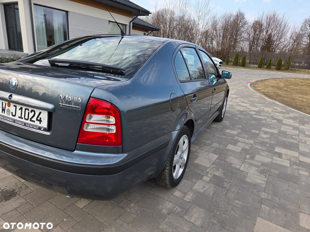 Skoda Octavia 1.8 T Elegance - 14