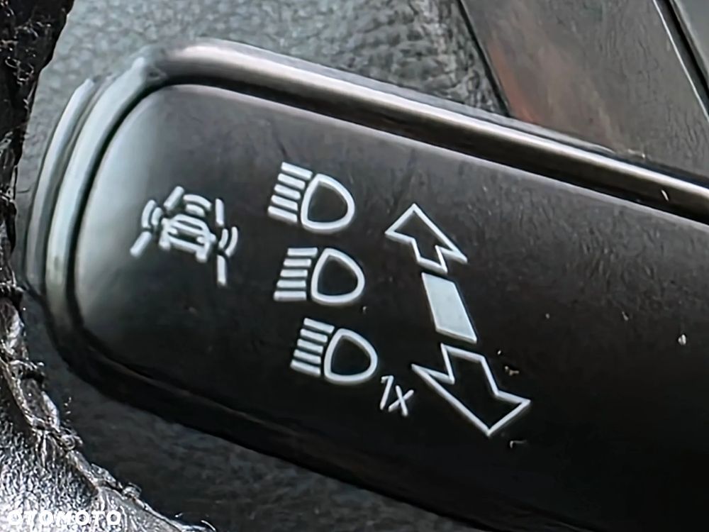 Volkswagen Tiguan Allspace 2.0 TDI SCR Life - 16