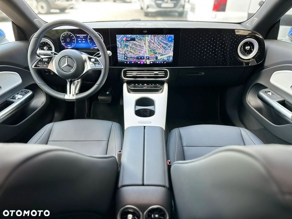 Mercedes-Benz CLA - 10