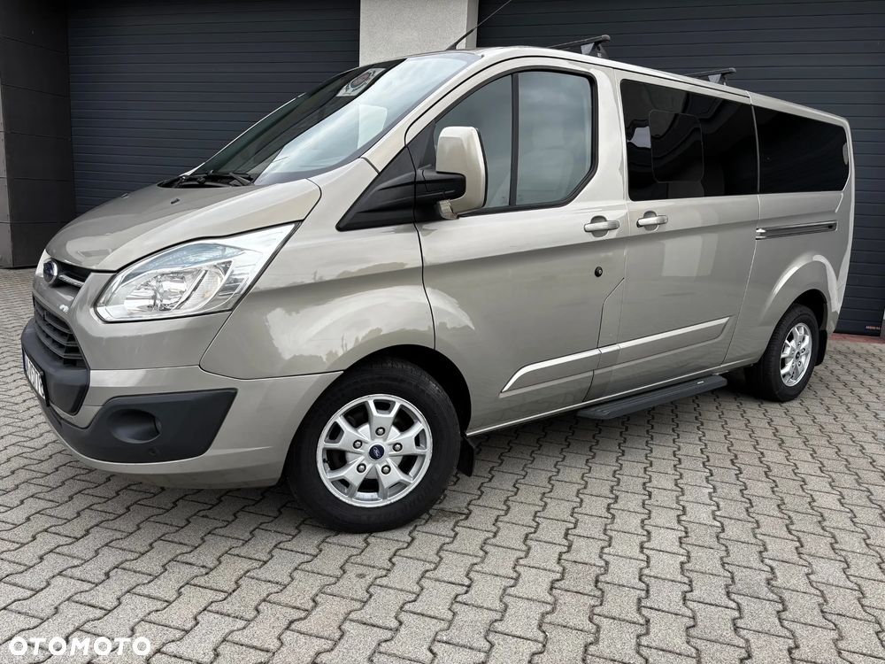 Ford Tourneo Custom 300 L2H1 VA Titanium - 6