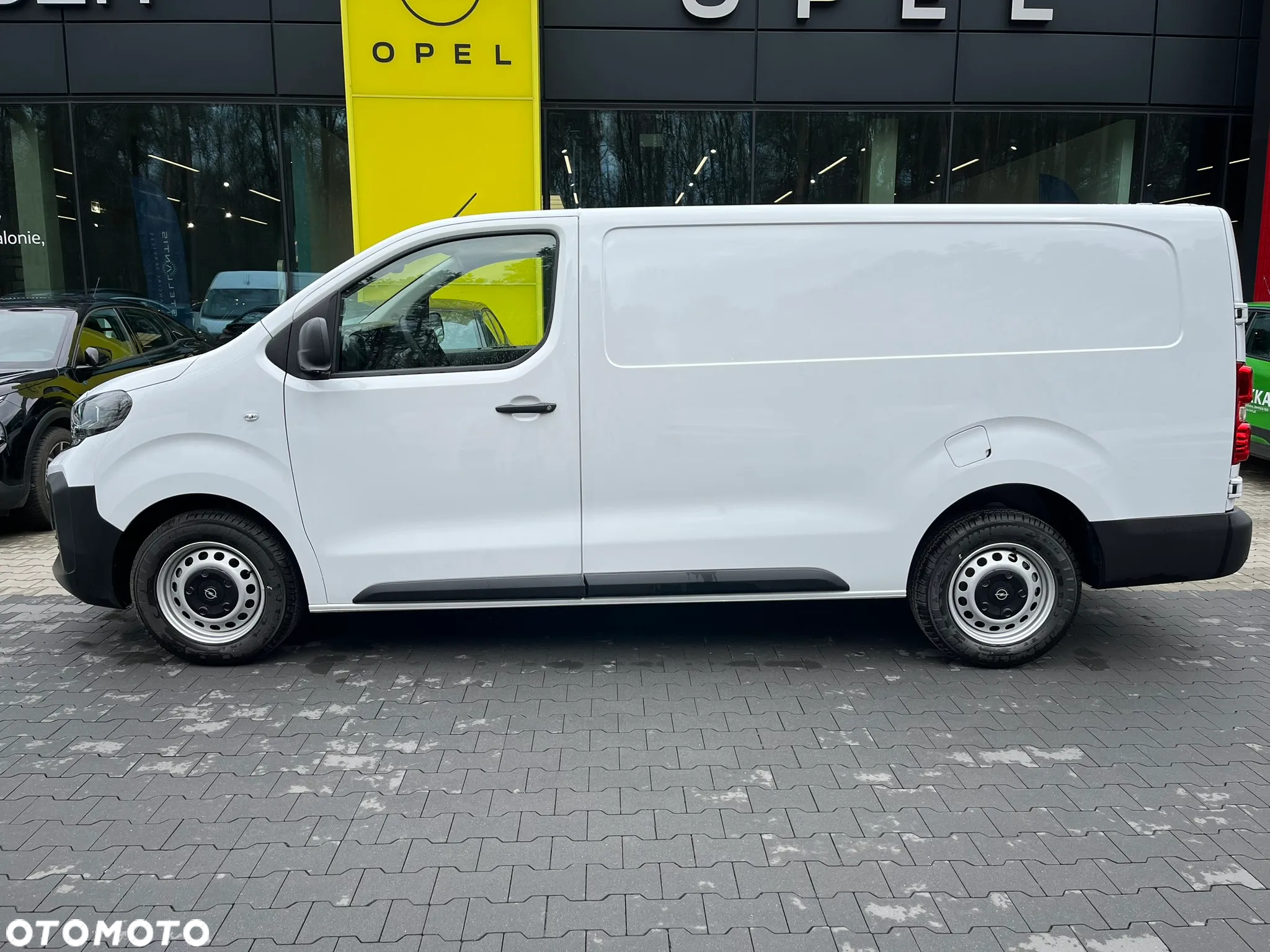 Opel VIVARO Furgon XL | 2.0 144 EAT 8| AUTOMAT | NOWY, 2025 - 4