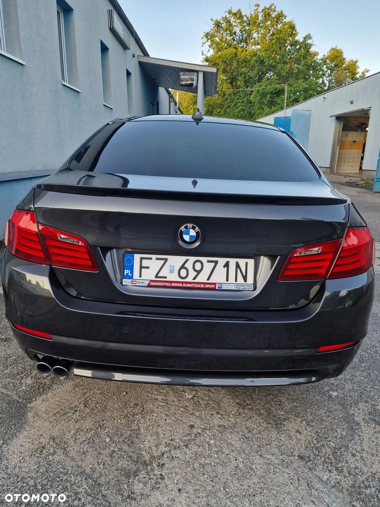 BMW Seria 5 525d - 7