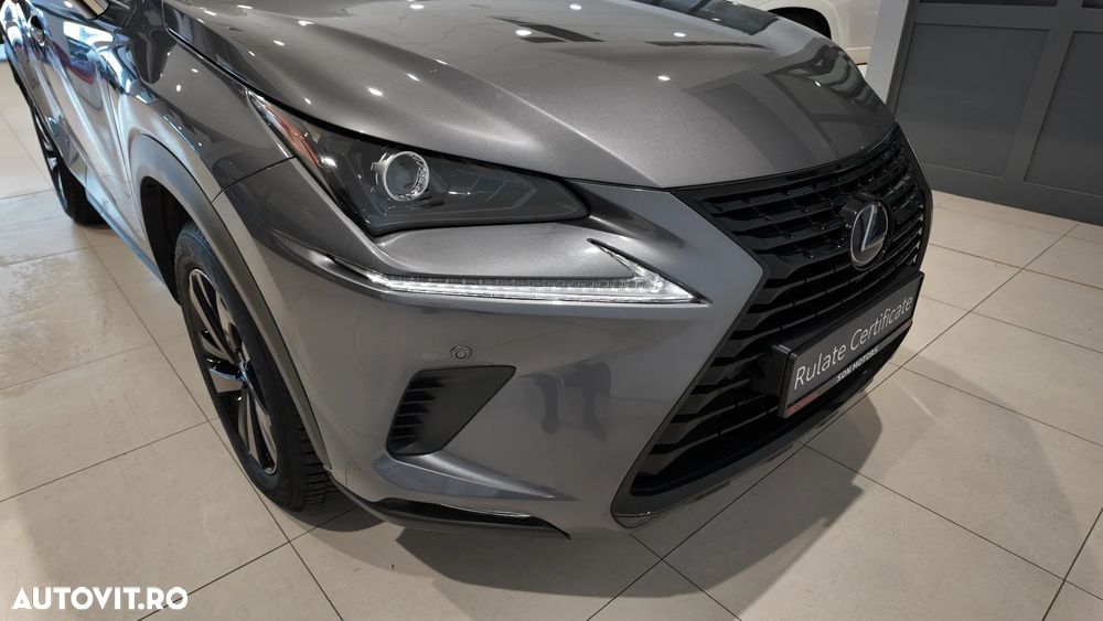 Lexus Seria NX 300h E-FOUR F SPORT - 10