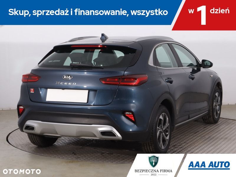 Kia XCeed - 7
