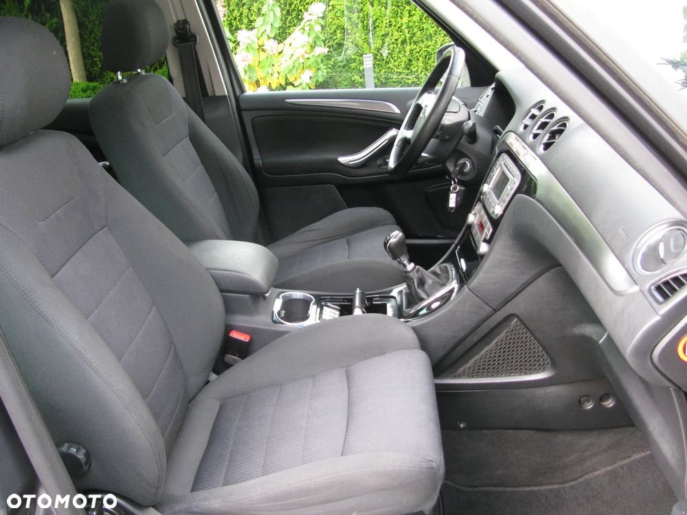 Ford Galaxy 2.0 TDCi Titanium - 17