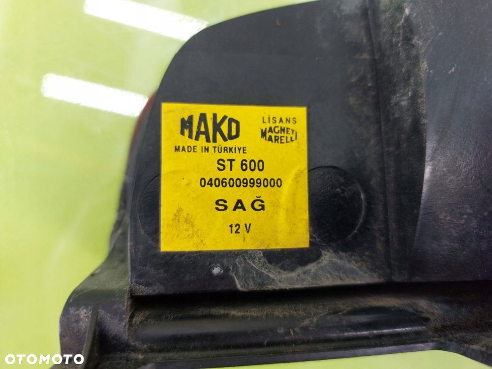 Lampa prawa tylna tył Fiat Doblo I 1,6 16V B 00-04 R 40600748 040600999000 - 3
