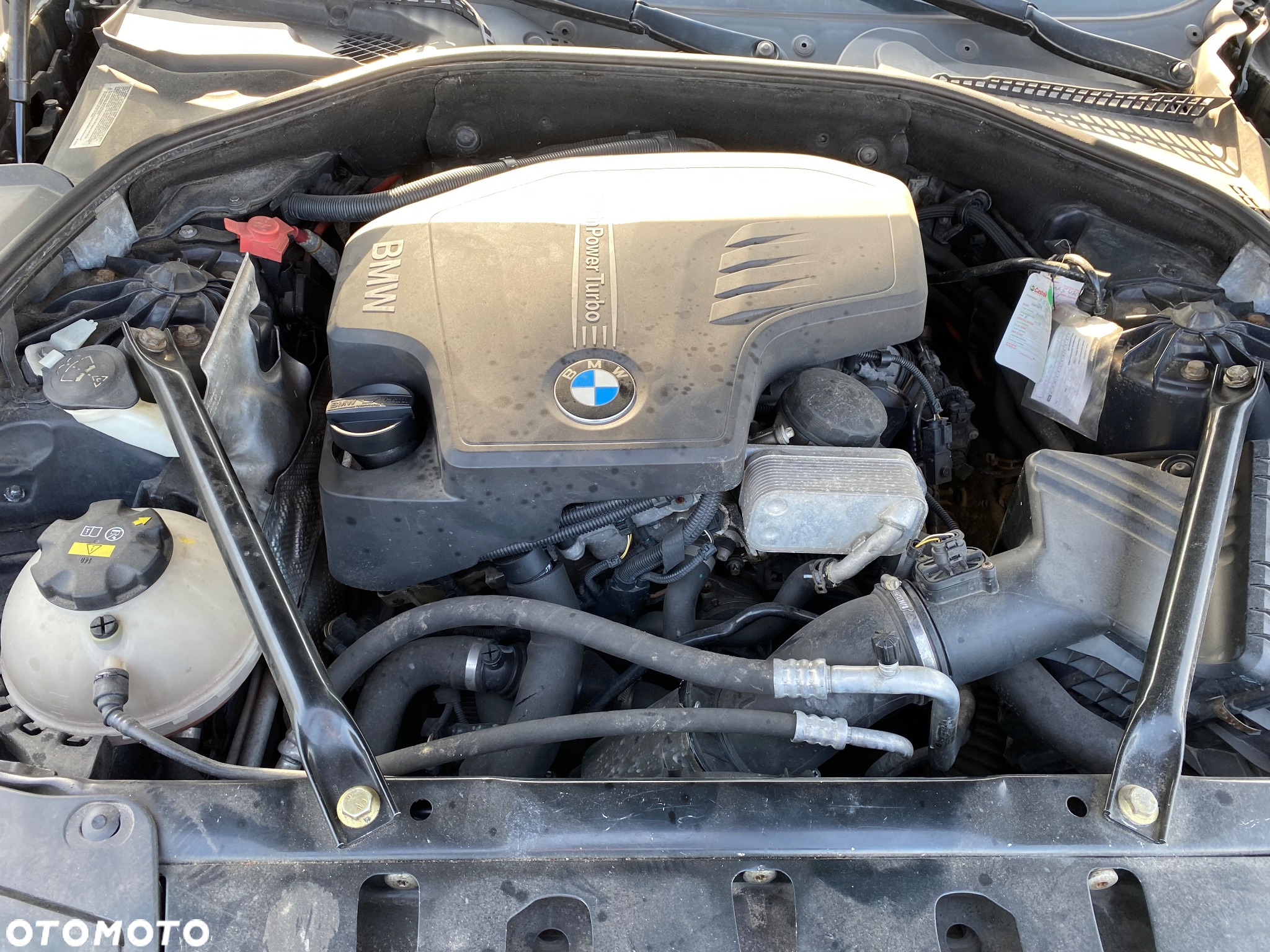 BMW Seria 5 528i xDrive - 7