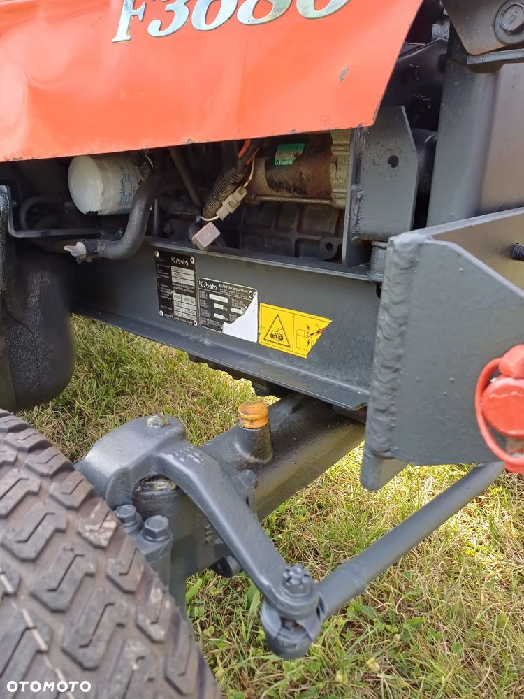 Kubota F3680 - 5