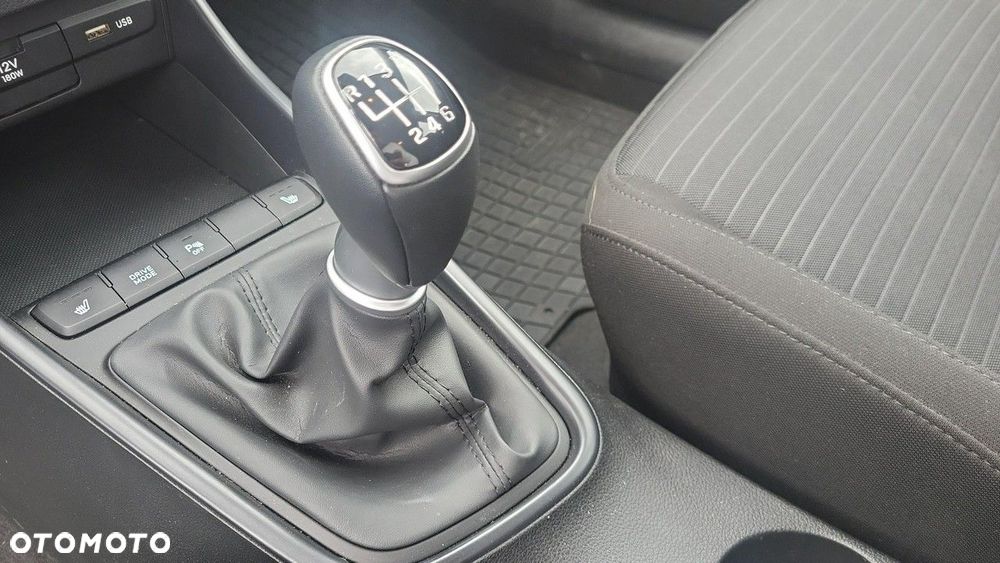 Hyundai i20 - 15