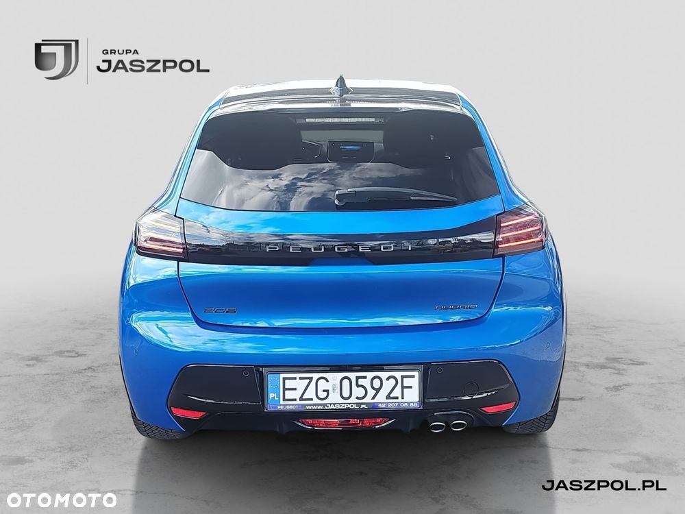 Peugeot 208 - 6