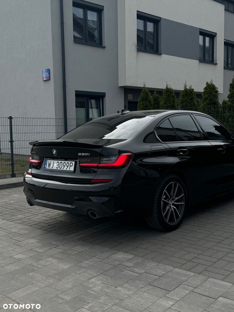 BMW Seria 3 330i xDrive Sport - 20