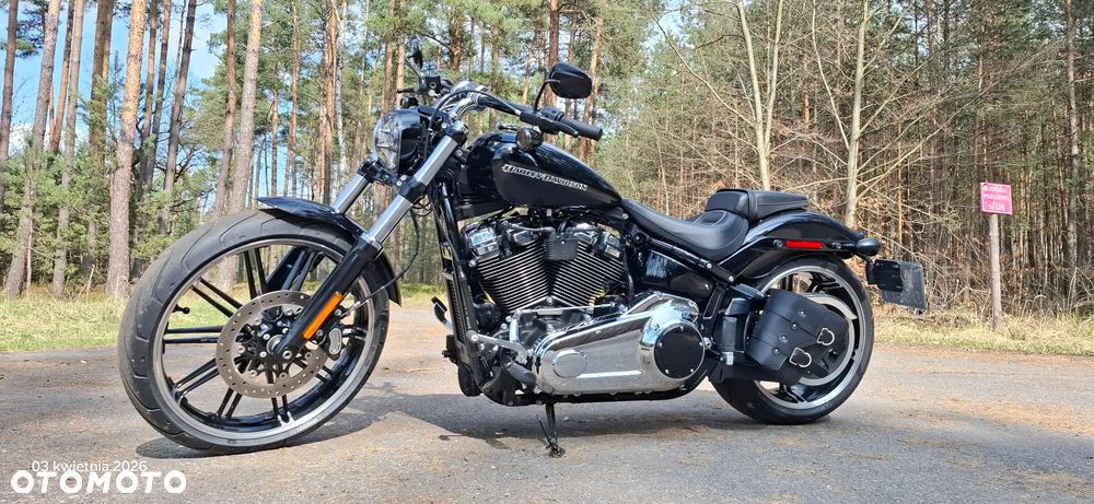 Harley-Davidson Softail Breakout - 15