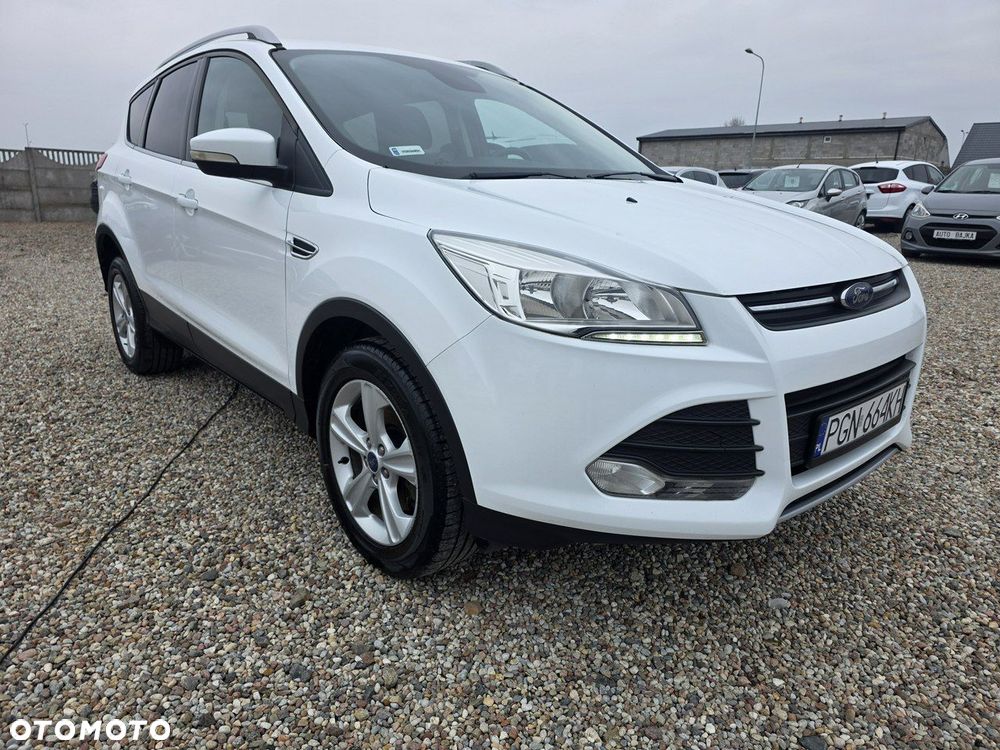 Ford Kuga 2.0 TDCi 2x4 Titanium - 17