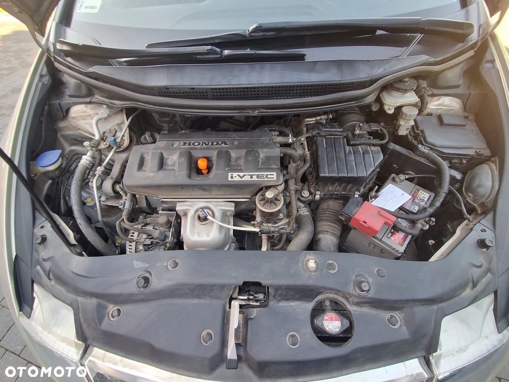 Honda Civic 1.8 Sport - 8