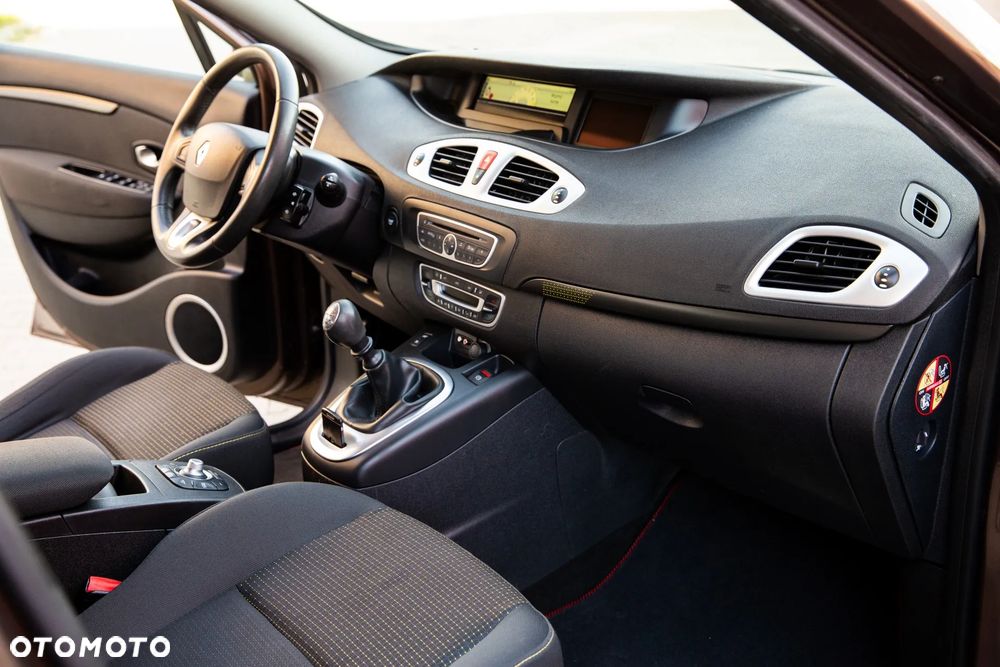 Renault Scenic TCe 130 Dynamique - 4