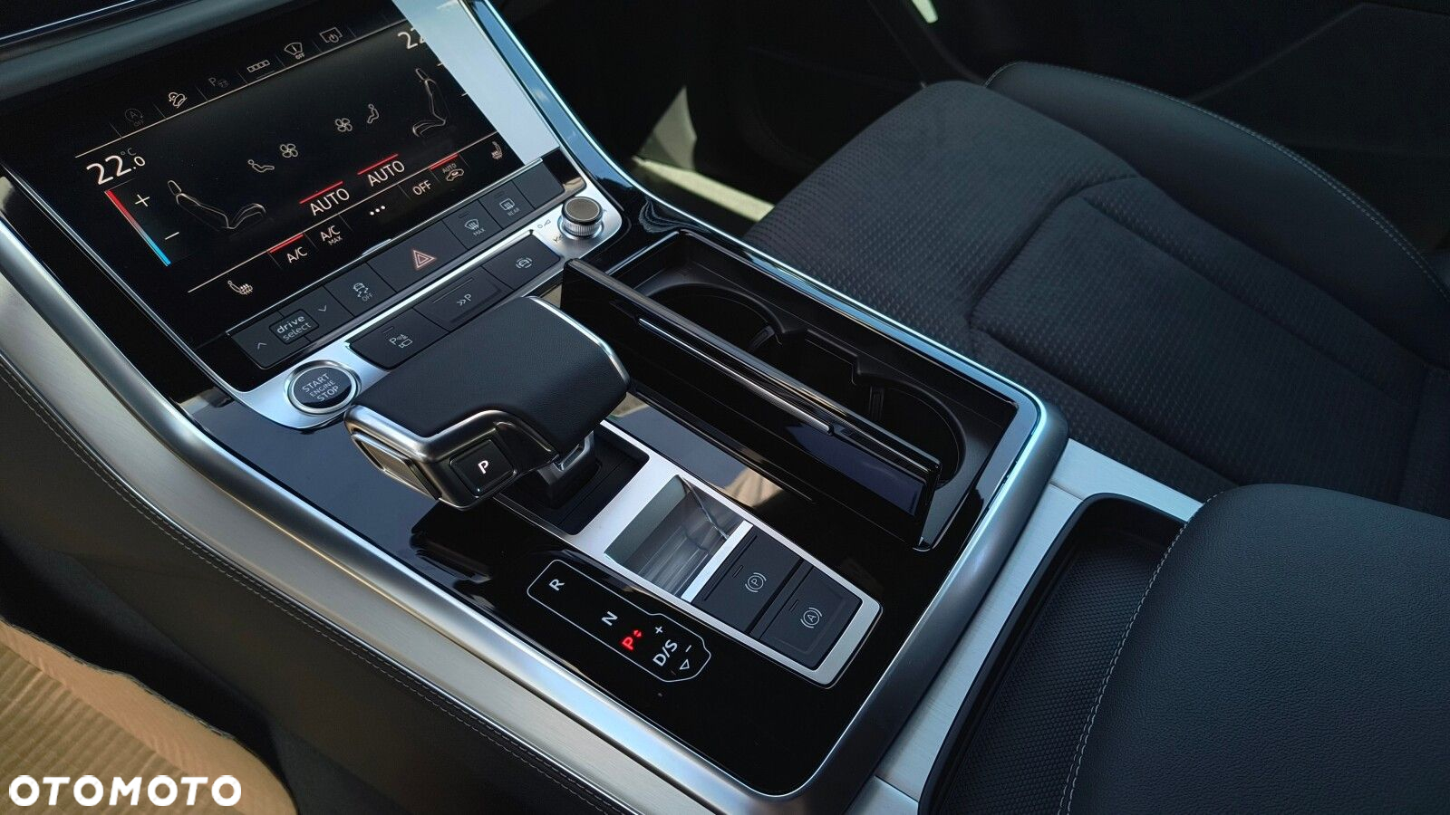 Audi Q8 - 35