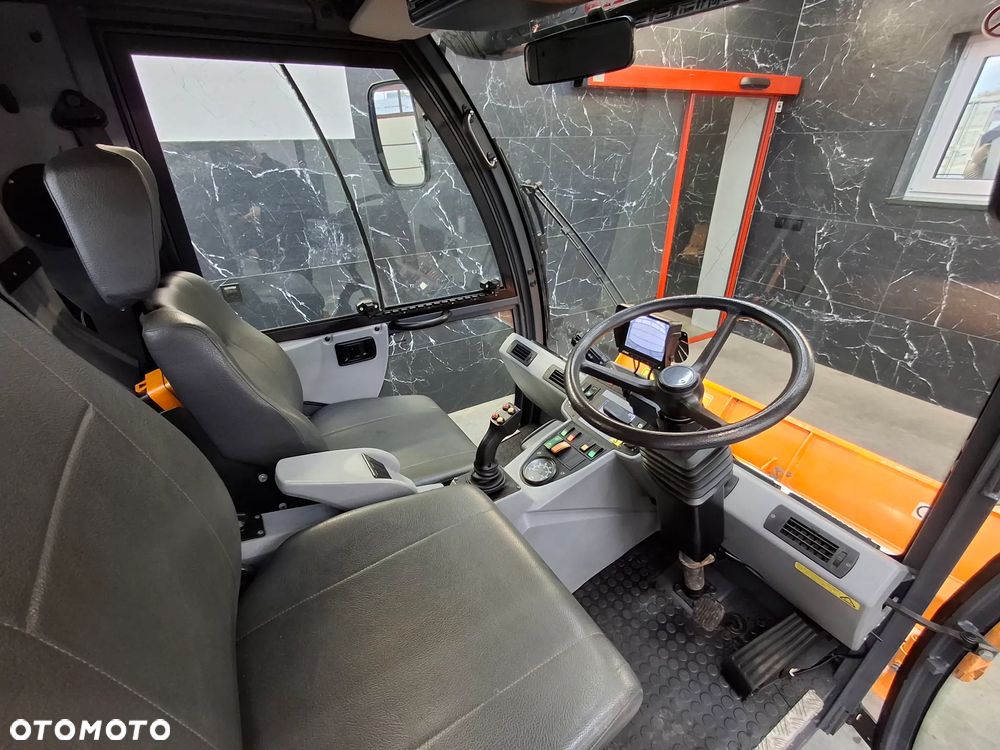 Multicar TREMO CS X56 Wywrotka Zimowe Utrzymanie Pług Śnieżny Napęd 4x4 3351 mth Wywrotka 3 Strony - 16