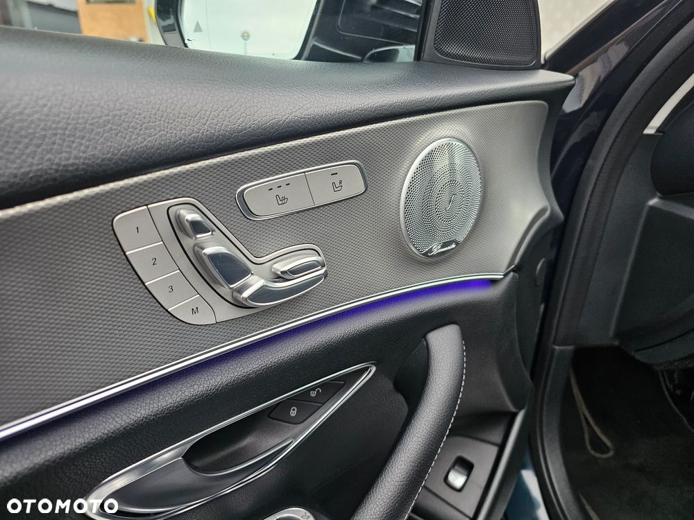 Mercedes-Benz Klasa E 200 d 9G-TRONIC Exclusive - 16