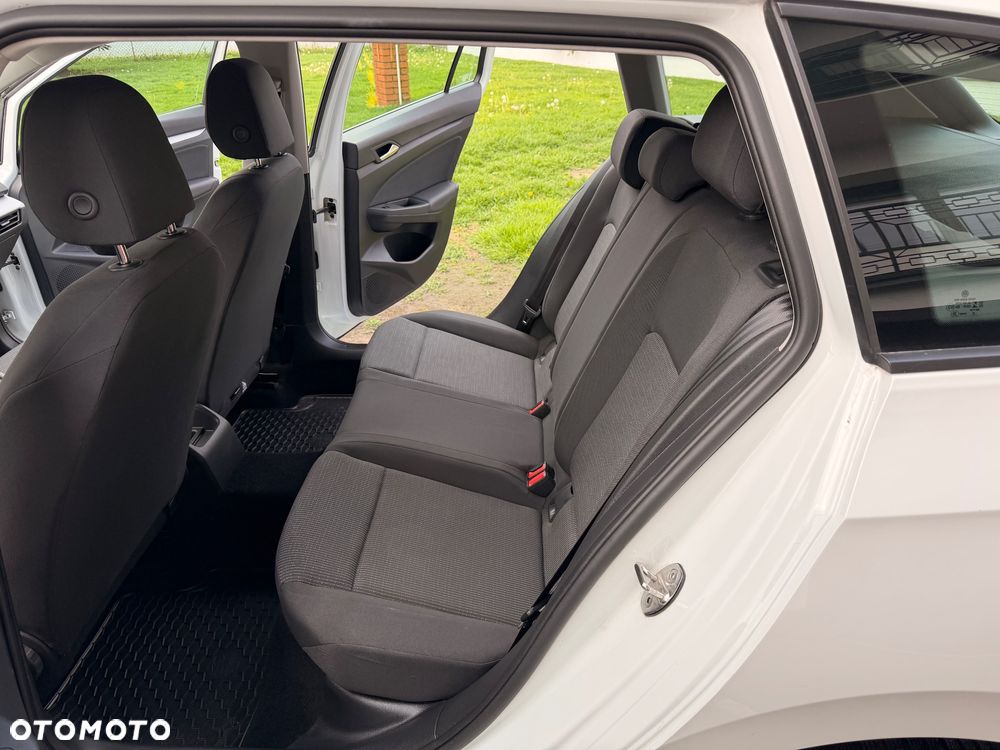 Volkswagen Golf 1.0 TSI - 27