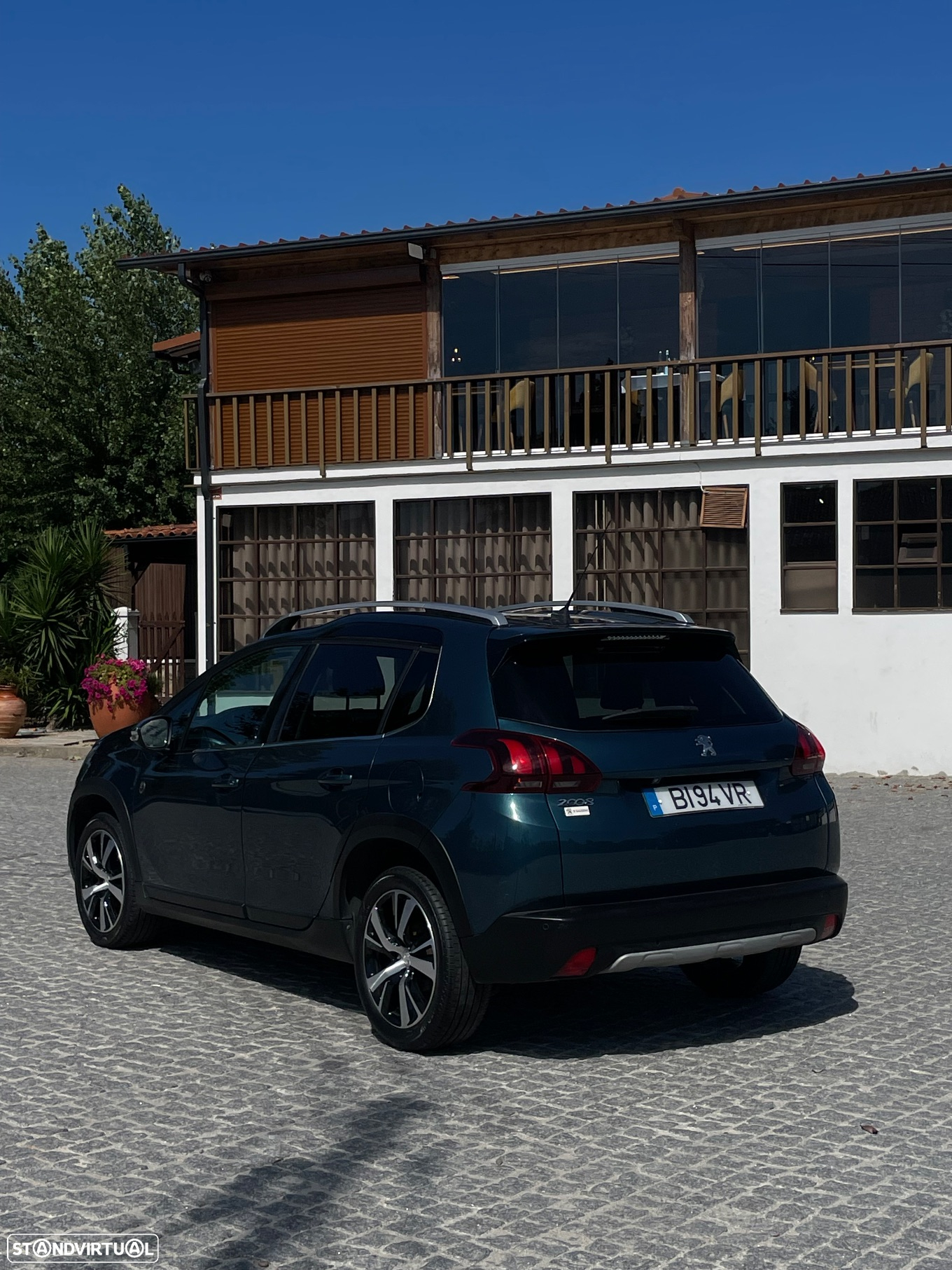 Peugeot 2008 1.2 PureTech Crossway - 3