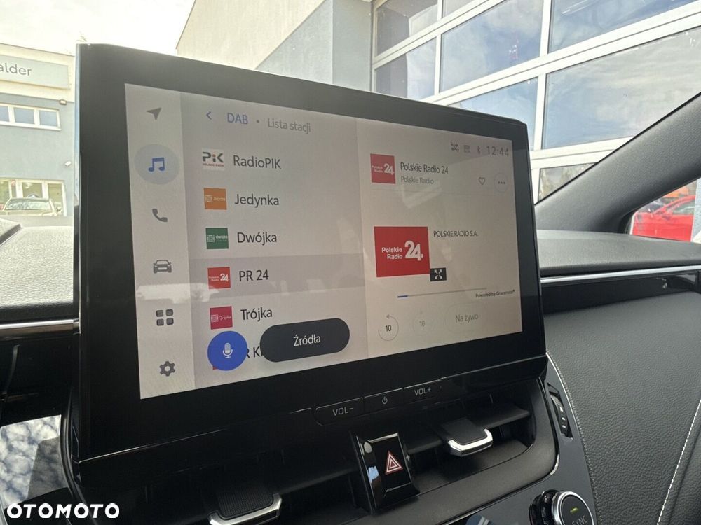 Toyota Corolla 1.8 Hybrid Comfort - 28