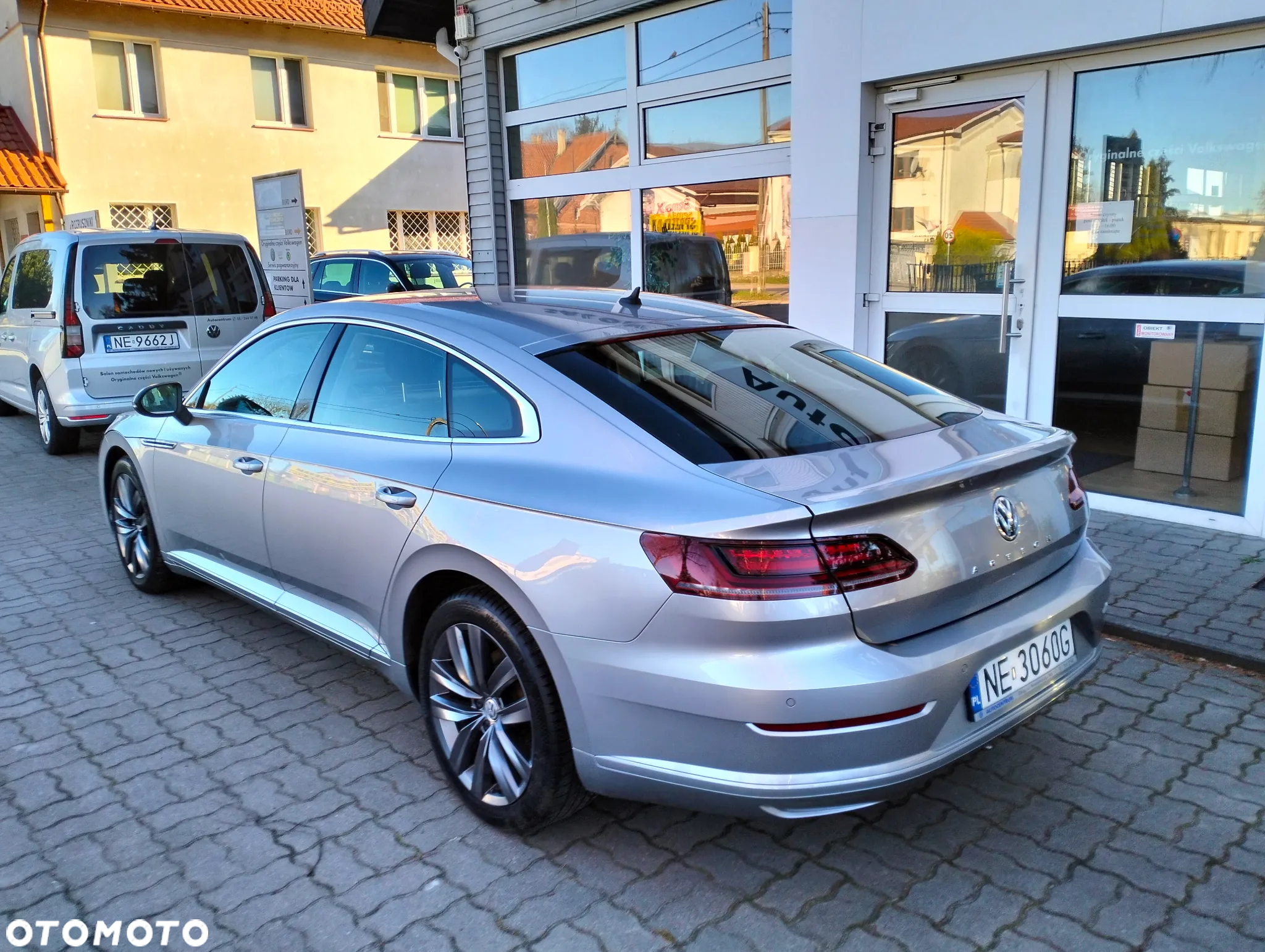 Volkswagen Arteon 2.0 TDI SCR Essence - 3