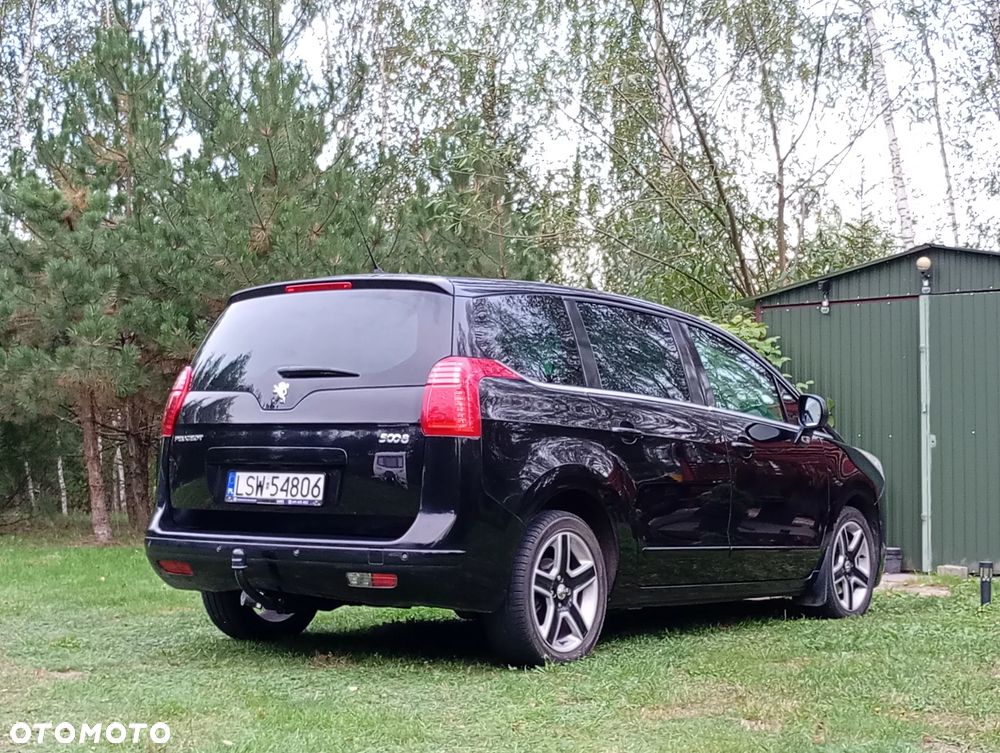 Peugeot 5008 - 40