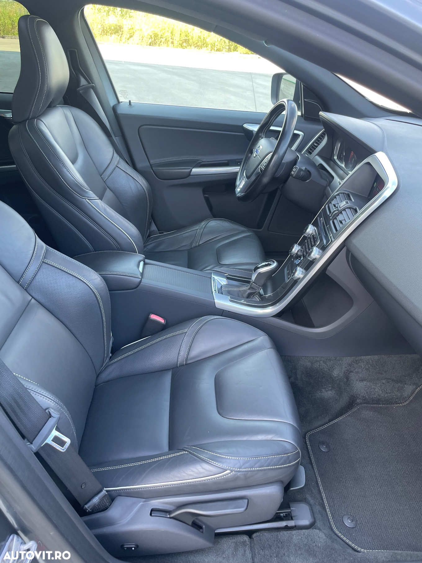 Volvo XC 60 D4 AWD R-Design - 20