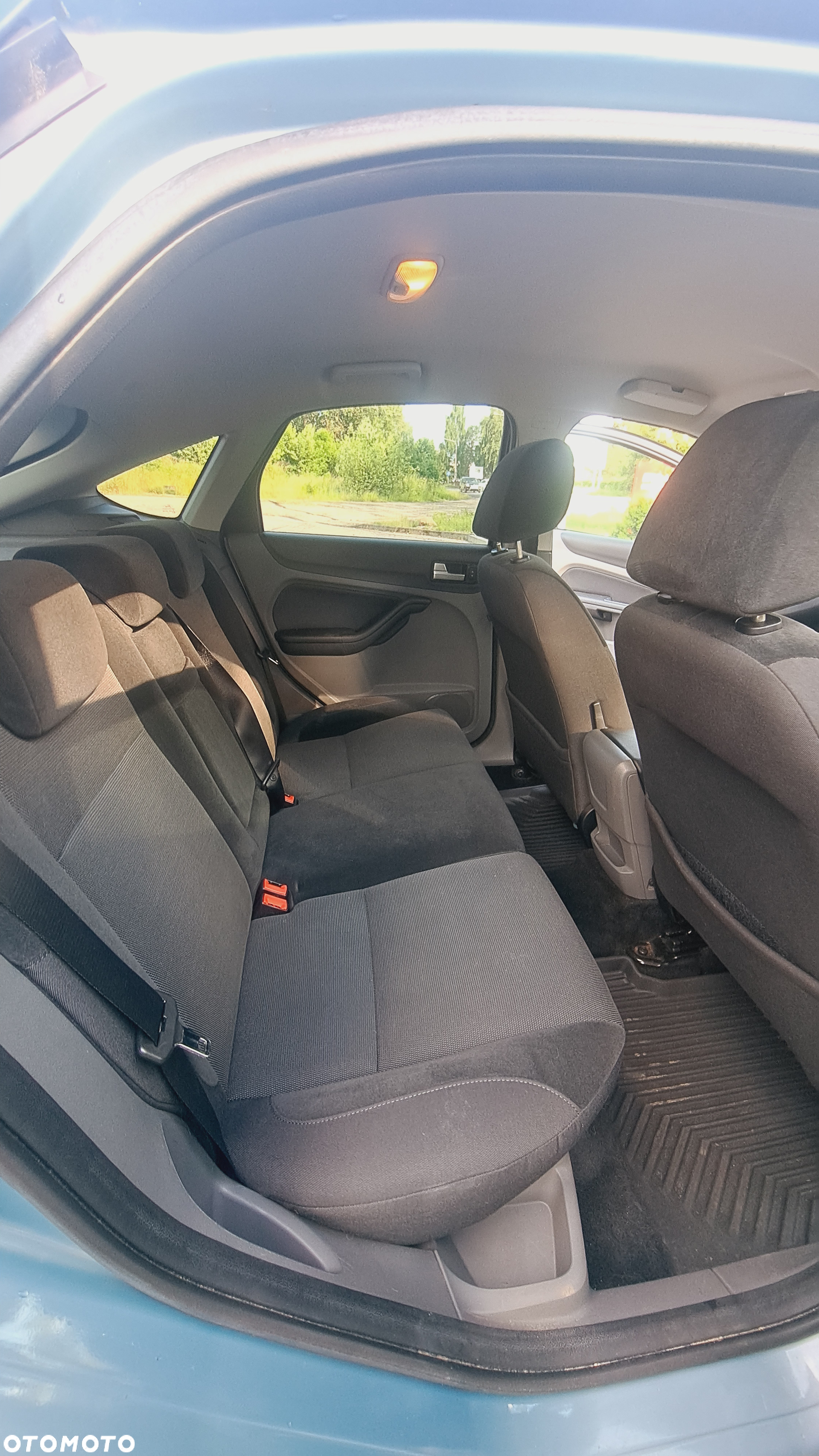 Ford Focus 1.8 FF Ghia - 10