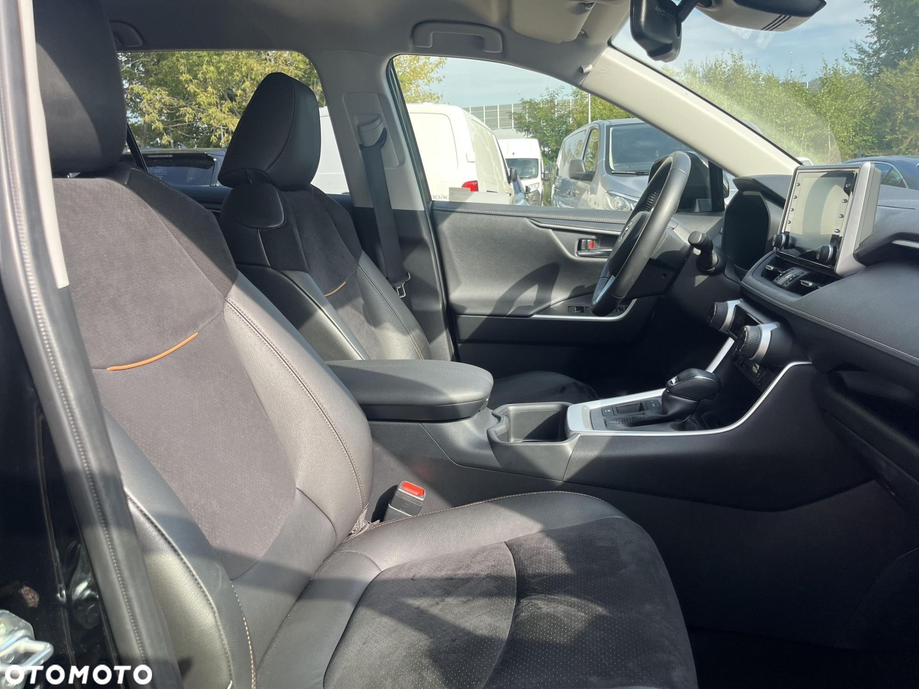 Toyota RAV4 2.5 Hybrid Comfort 4x2 - 16