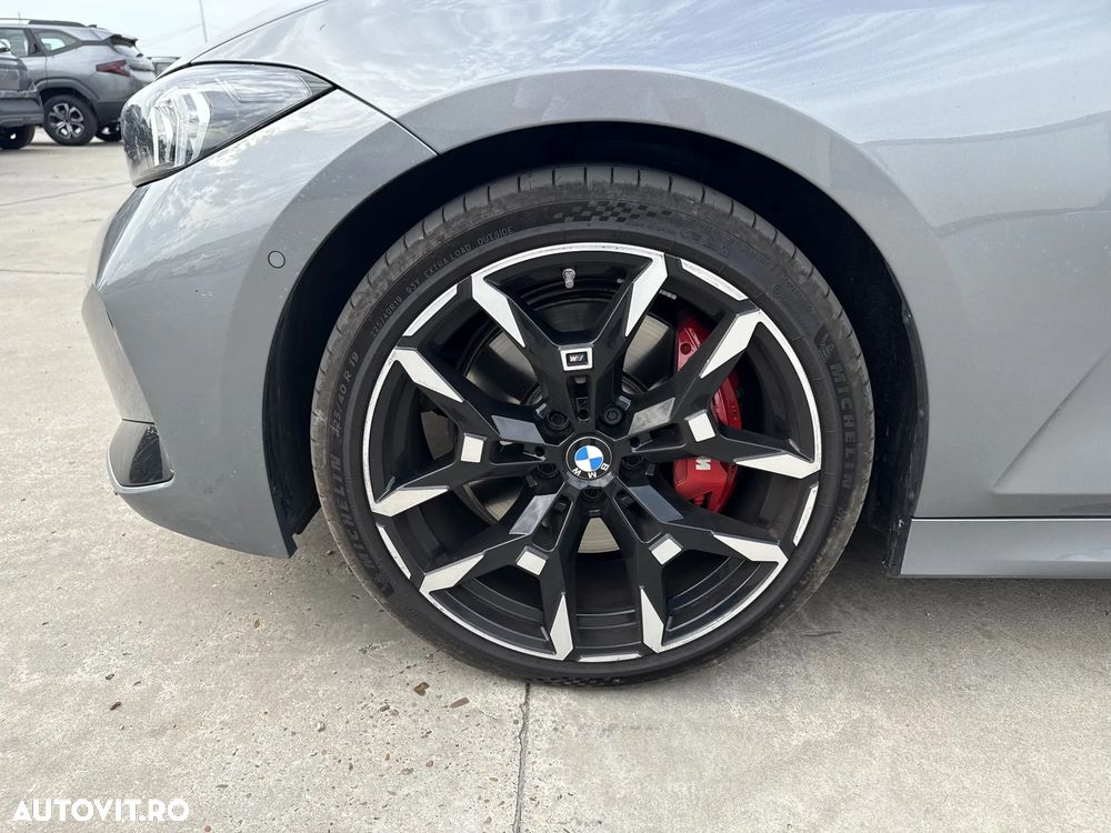BMW Seria 3 320d xDrive AT MHEV - 21