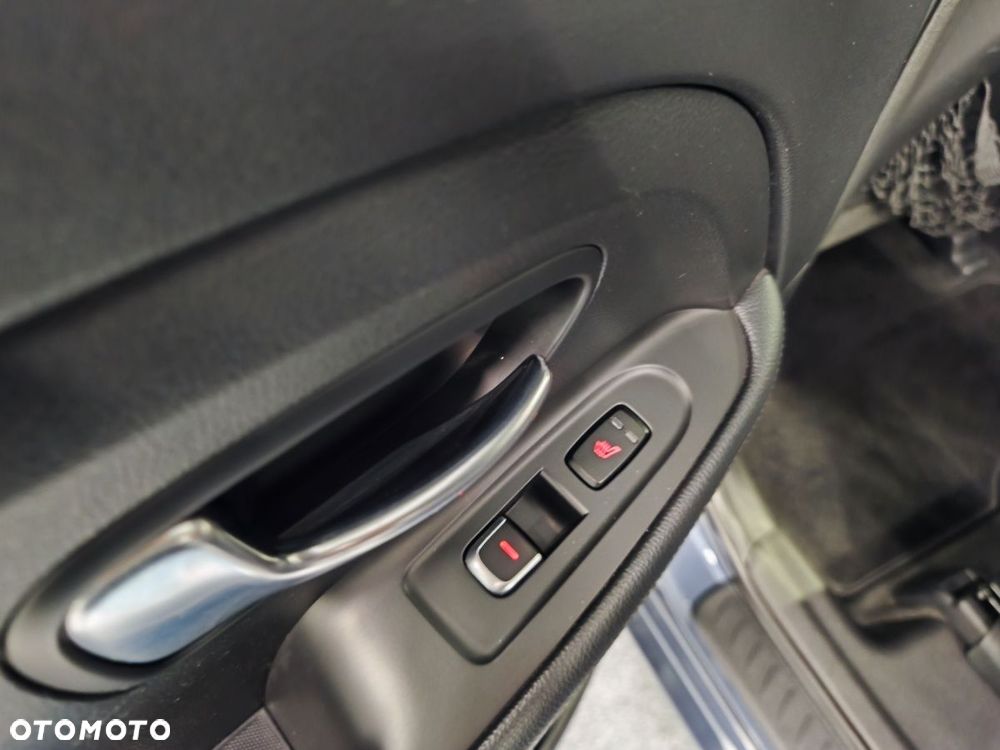 Kia Carens 1.6 GDI ISG Vision - 10