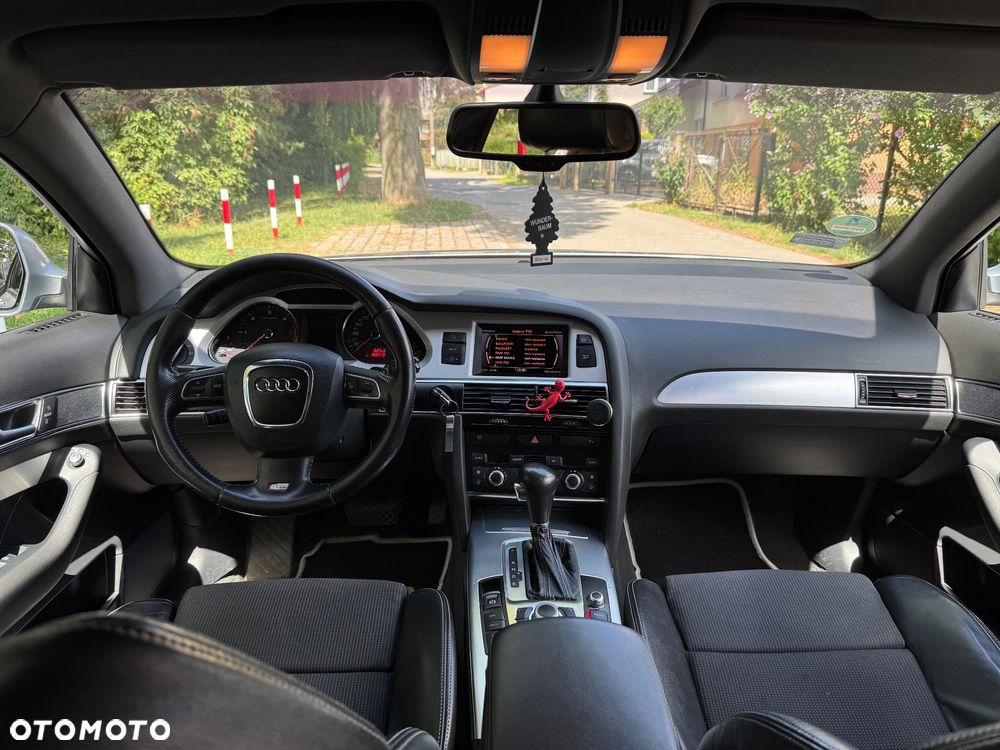 Audi A6 Avant - 16